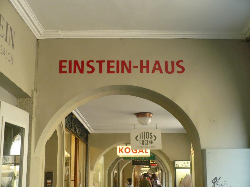 Einstein-ház 2